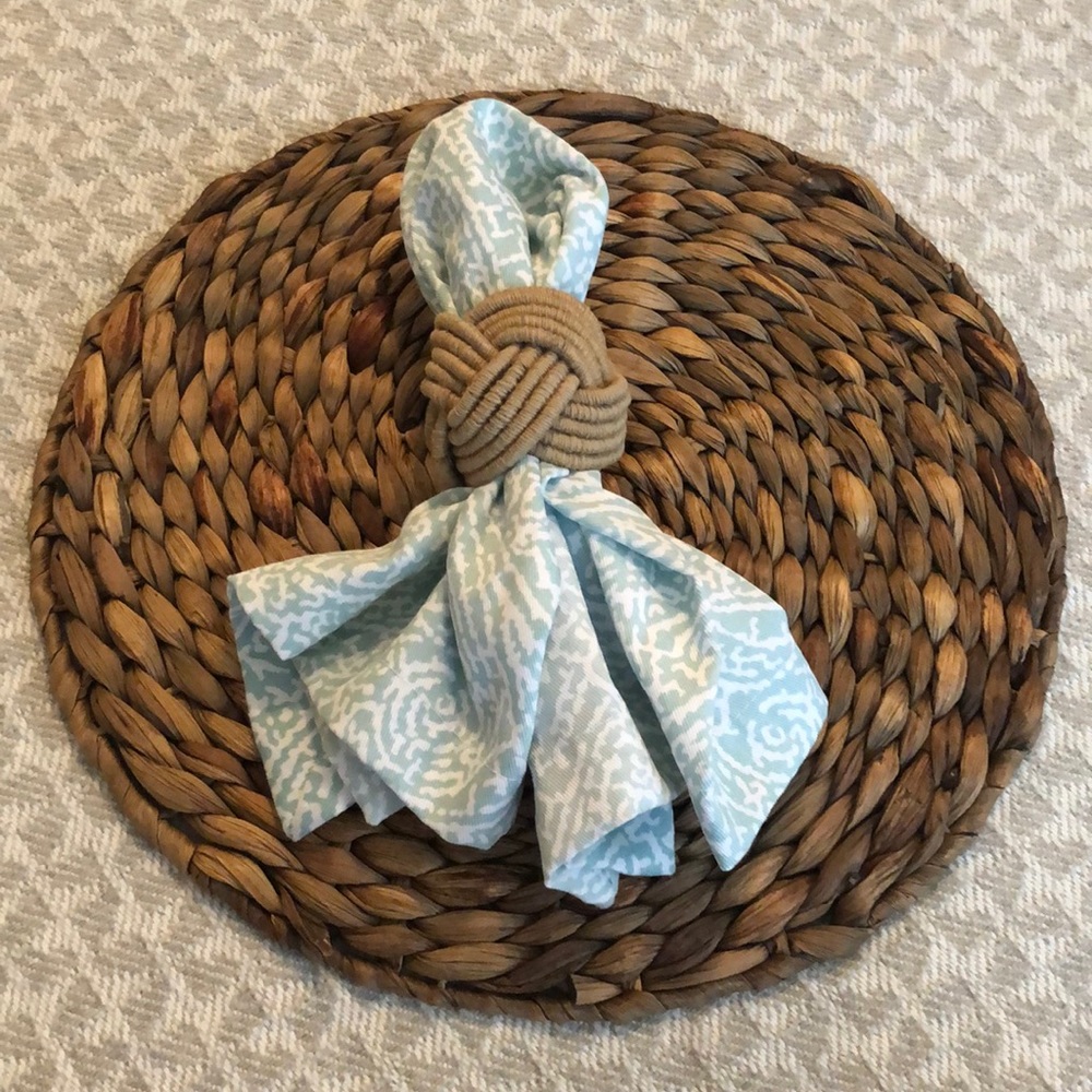 Fifth Avenue decorative napkins